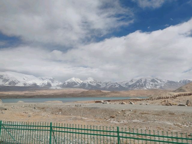 Father of Ice Mountains — Muztagh Ata