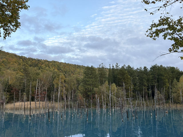 秘境絕景~寶石般色澤的夢幻湖泊 秘境絕景~寶石般色澤的夢幻湖泊