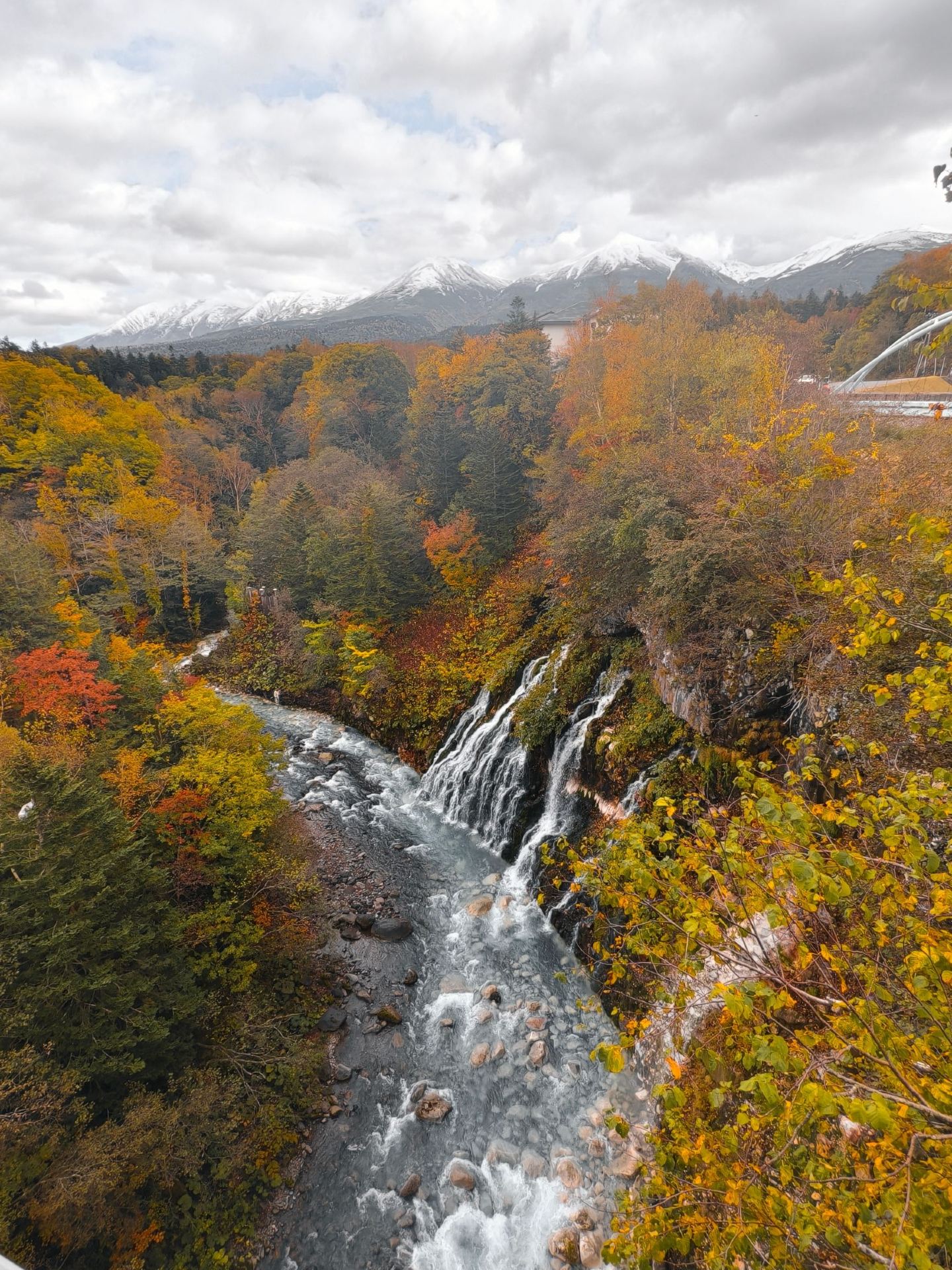 Shirahige Waterfall: Possibly the world’s most peaceful waterfall