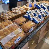 여행가는달 몽골 울란바토르의 오래된 빵집 Jur Ur House & Bakery