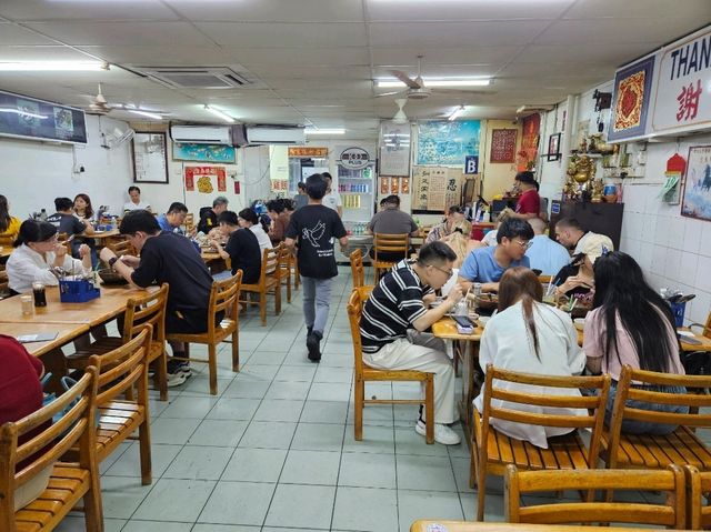 A very nice and authentic Claypot Chicken rice made traditionally