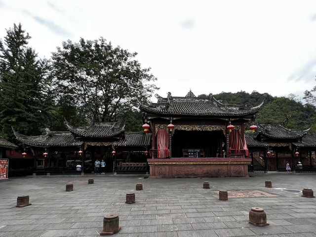 Beautiful Ancient City, lot's to see and do, a small taste of old Chinese tradition & culture.
