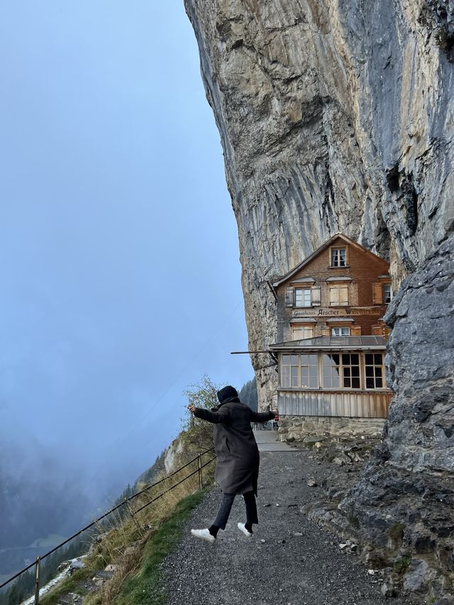 🇨🇭BBC선정 죽기 전에 가봐야할 곳 절벽 산장 “Aescher” 