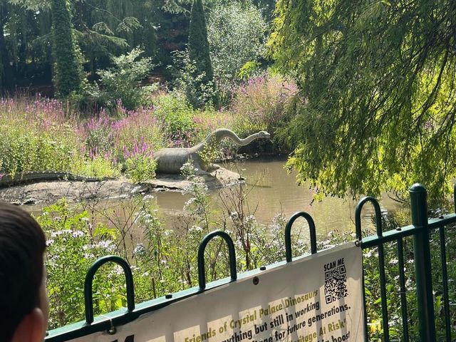 Crystal Palace Dinosaurs 🇬🇧