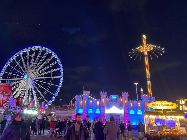 🎄 London's Magical Frosty Fiesta ❄️