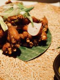 London | The attractive restaurant with green plants in Mayfair