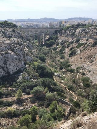 聯邦建築：莫斯塔大橋