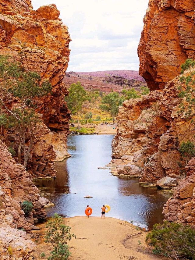 A Road Trip to Uluru: An Adventure of a Lifetime 🚗✨