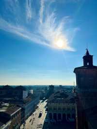 From castles to canals: Ferrara’s rich heritage🇮🇹 