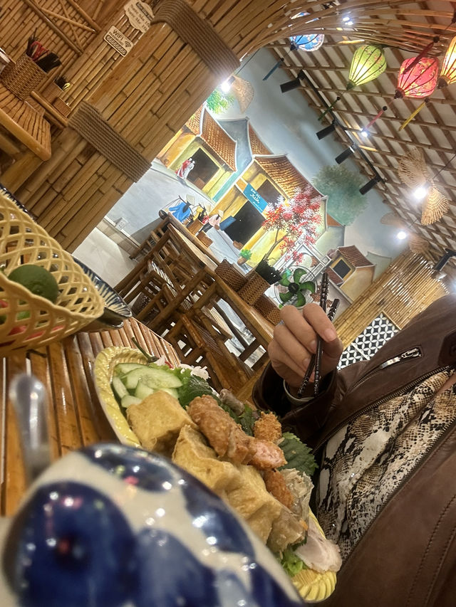 Crazy Vietnamese 🇻🇳 pasta!