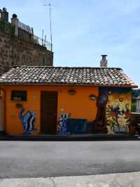 📚 The Village of Fairy Tales – Sant’Angelo di Roccalvecce, Italy