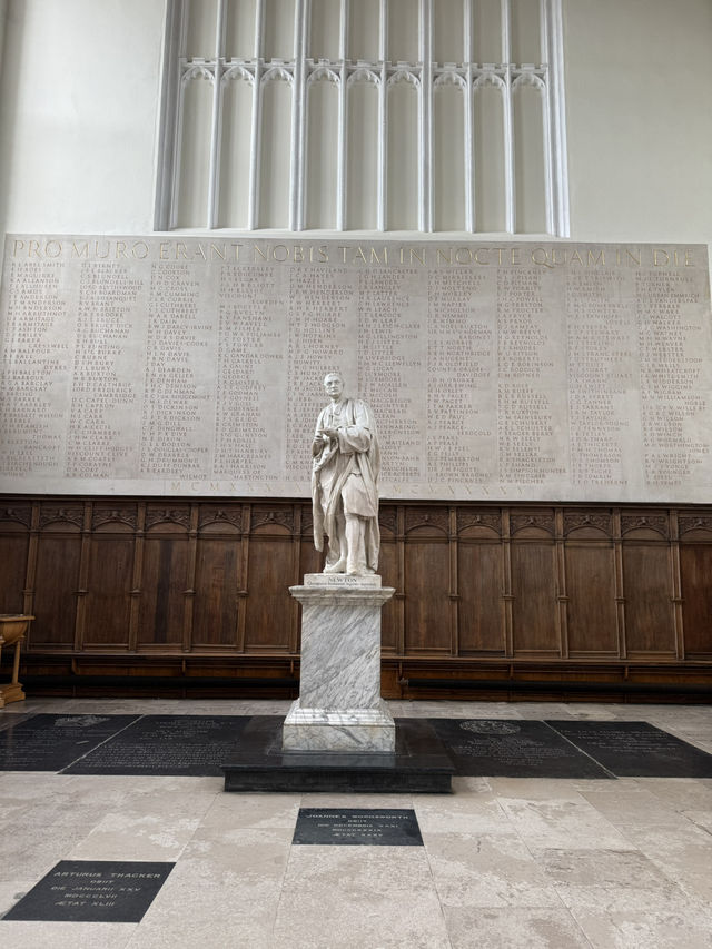 🏛️ Cambridge: A Day Among Dreaming Spires and Timeless Traditions