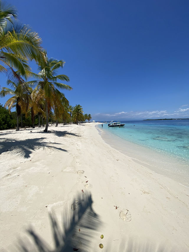 Sun-kissed Island Hopping in Morrocoy Venezuela