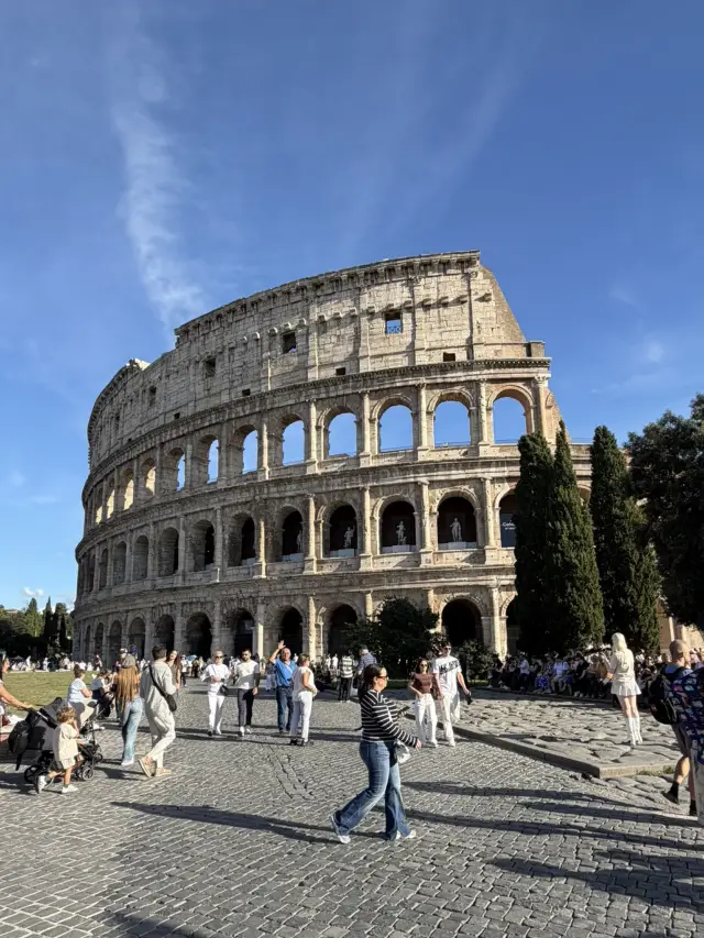 Ancient Roman Ruins In-Depth Day Tour