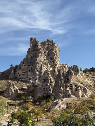 Uchisar Castle: Cappadocia’s Ultimate Panorama Spot 🏰✨