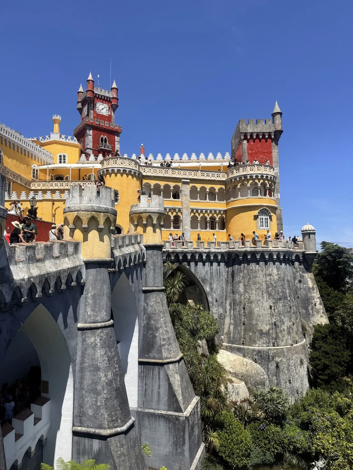 The Romantic Mountain Citadel: Sintra, Portugal 🏰🌲