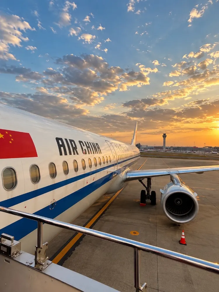 ✈️中國國際航空公司讓我感到意外：東京→北京→莫斯科
