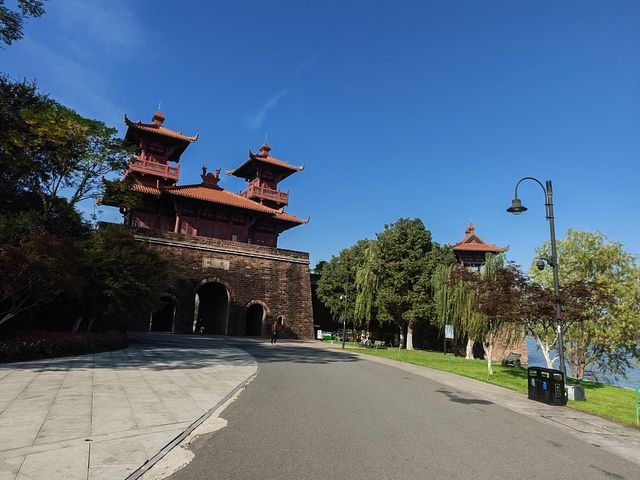 東湖磨山風景區