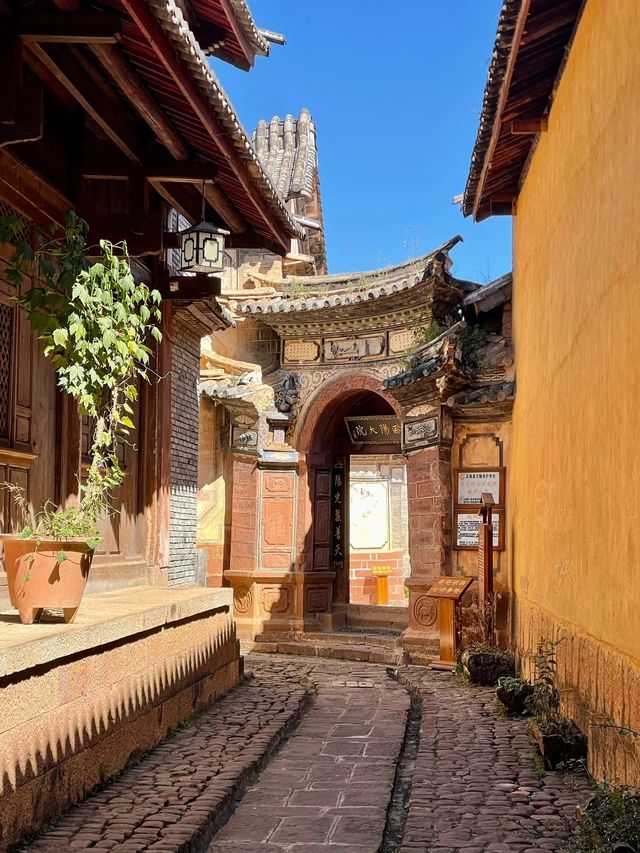 大理沙溪古鎮旅遊攻略｜想去有風的地方
