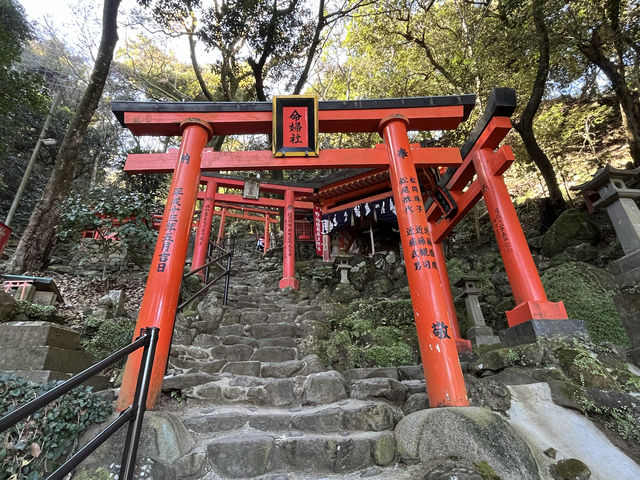 日本三大稻荷神社之一