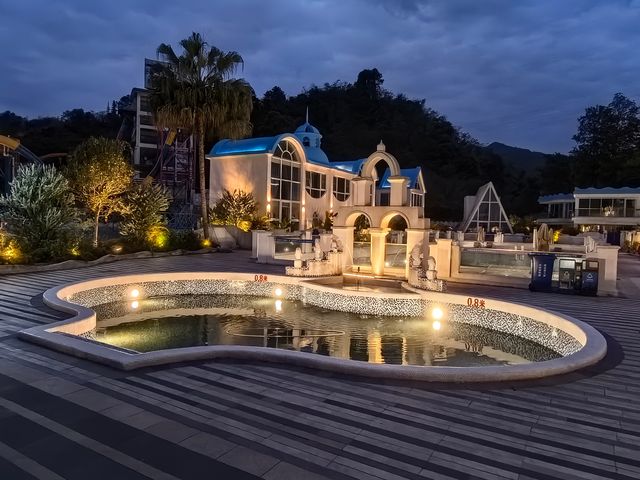 溫馨浪漫的養生湯泉