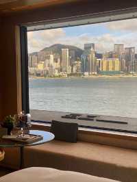 住在擁有海景的香港麗晶酒店