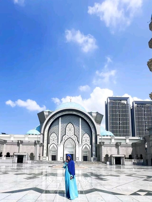 Masjid Wilayahis So Bluey and Charming