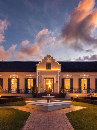 🌟 Luxe Sleeps in Paarl: Grande Roche Hotel Highlights ✨