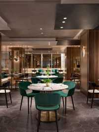 🌟 Milan's Luxe Retreat: Sheraton San Siro 🏟️✨