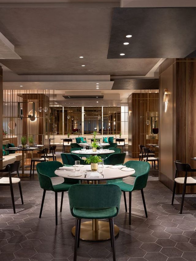 🌟 Milan's Luxe Retreat: Sheraton San Siro 🏟️✨