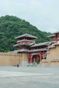 都勻｜秦漢影視城掠影。