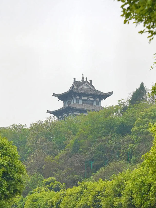 內江太白樓：詩意與浪漫交織的勝地。
