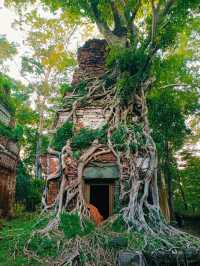 Prasat Pram: In The Possession of Jungle