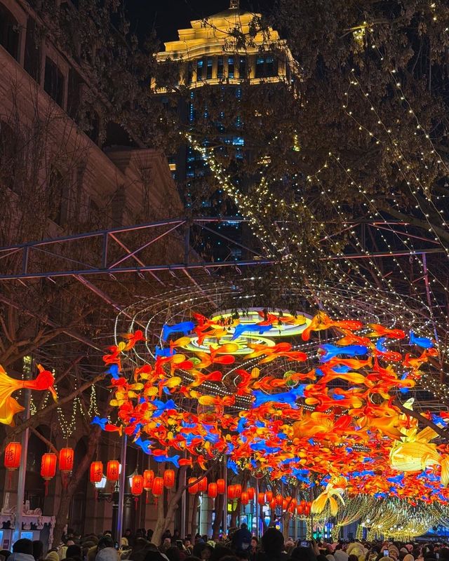 漫步中央大街，解鎖冰城煙火