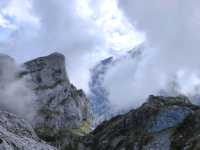 Hike to Vega de Ario Refuge: A Scenic Adventure in the Picos de Europa 🥾🏞️