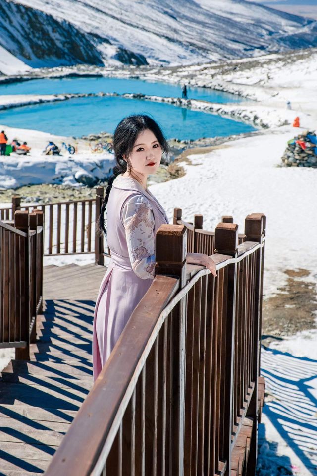 崗什卡雪峰×七彩瀑布。
 | 一日穿越冰川與彩虹的極致體驗！