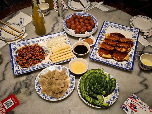 🇨🇳 중국 베이징 전통 음식을 맛 볼 수 있는 海碗居