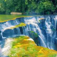 💚 A Refreshing Stop at Shifen Waterfall 💦 