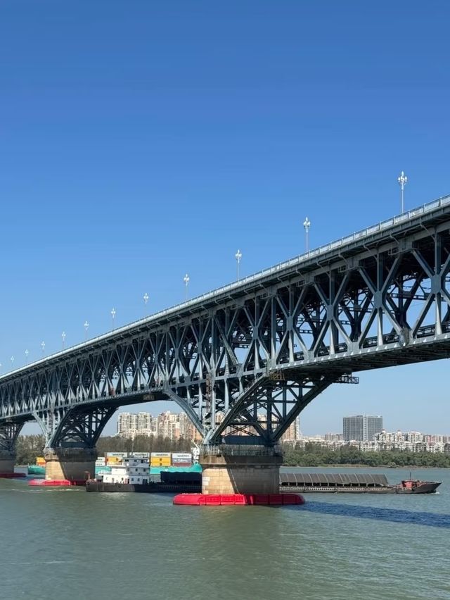 南京長江大橋 | 長江邊邂逅絕美日落（攻略版）
