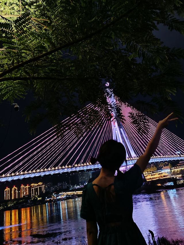 版納住進絕美傣泰宮殿！