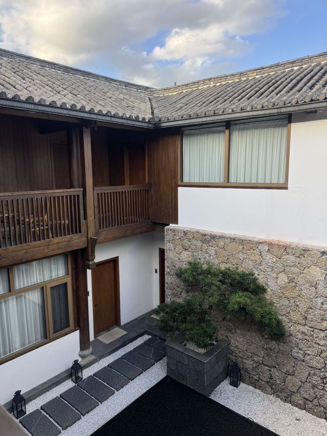 麗江古城！！納西庭院酒店！！住到唔想走！！