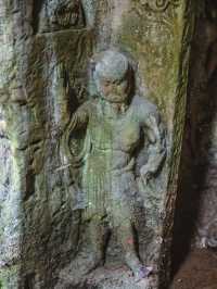 喺都江堰嘅密林深處，隱藏住成都最美嘅唐代造像