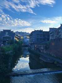 鳳凰古城一日遊攻略｜錯過瞬間後悔嘅必打卡清單