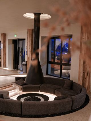 The most beautiful designer oxygen-supply guesthouse in Shangri-La!
