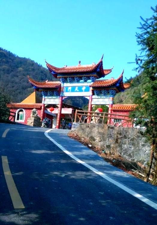 山水畫卷裡藏著一座城
