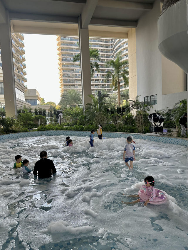 親子水樂園撒歡指南3.3萬㎡溫泉水樂園,泡私湯玩高空泳池 親子水樂園撒歡指南3.3萬㎡溫泉水樂園,泡私湯玩高空泳池