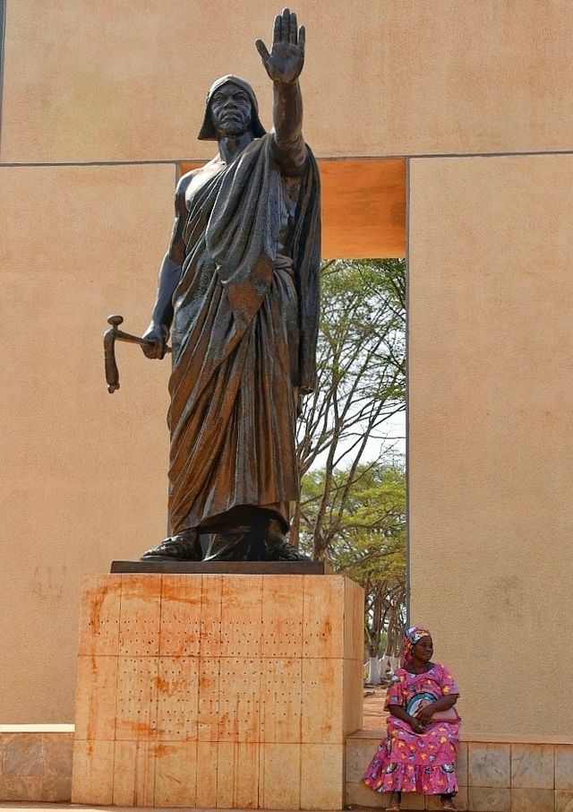 走世界系列:貝寧-波多諾伏和阿波美 走世界系列:貝寧-波多諾伏和阿波美