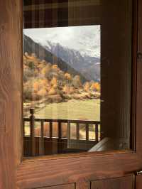 南迦巴瓦封神體驗！松贊山居把雪山搬進房間