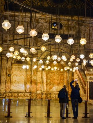 Каир – это не только пирамиды; эта крепость на вершине холма заслуживает еще большего внимания.