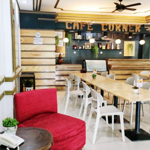 COFFEE MADNESS AT COFFEE CORNER